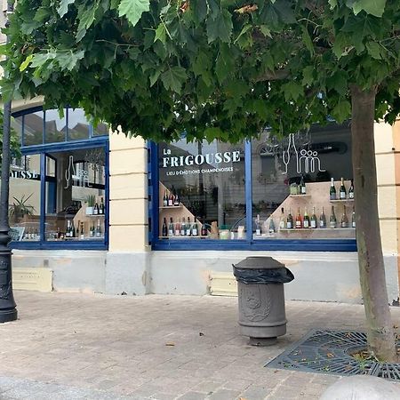 Apartamento L'Etape Champenoise Ay-Champagne Exterior foto